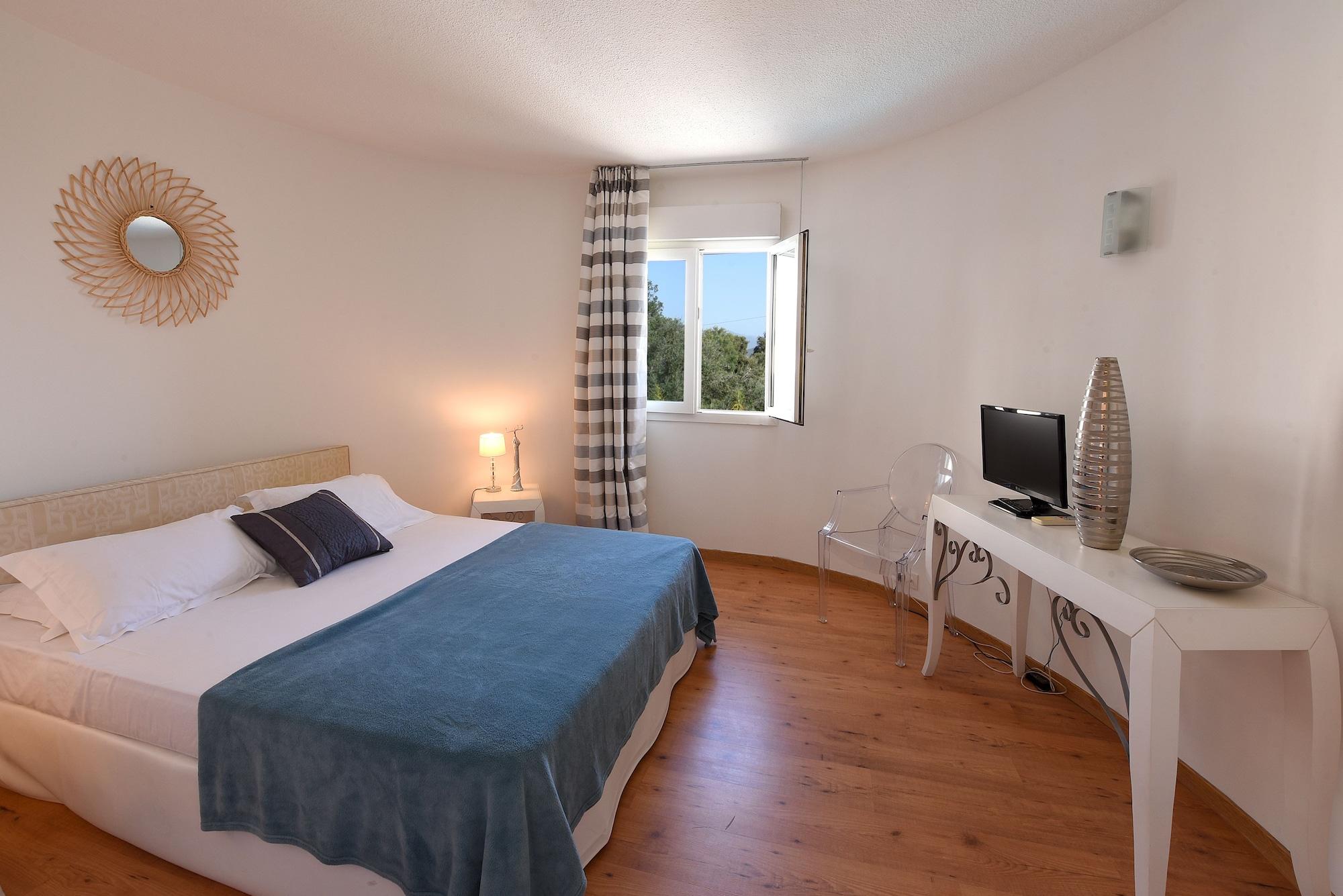 Hotel Le Tilbury Porto-Vecchio (Corsica) Exterior foto