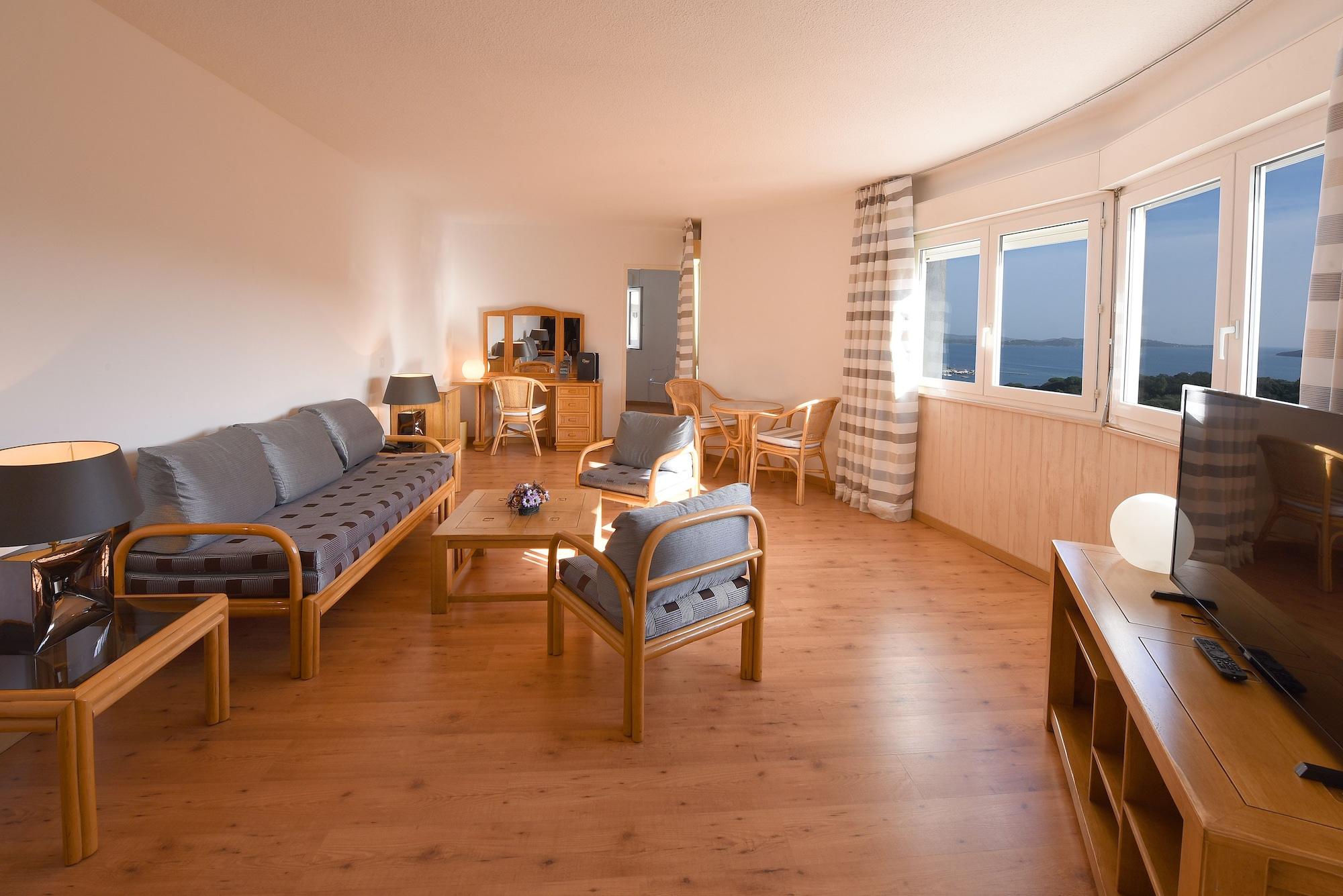 Hotel Le Tilbury Porto-Vecchio (Corsica) Exterior foto